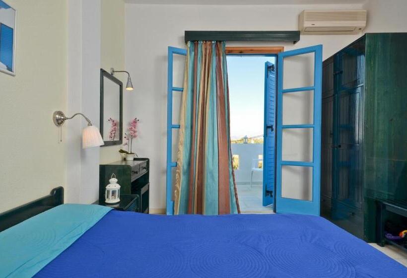 إستوديو قياسى, Birikos Studios & Apartments