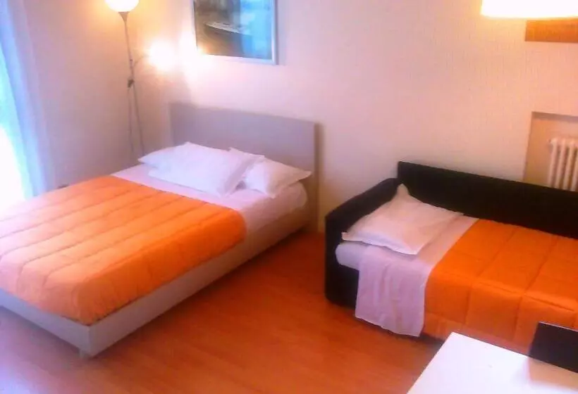 スタンダードスタジオ, Cernobbio Residence