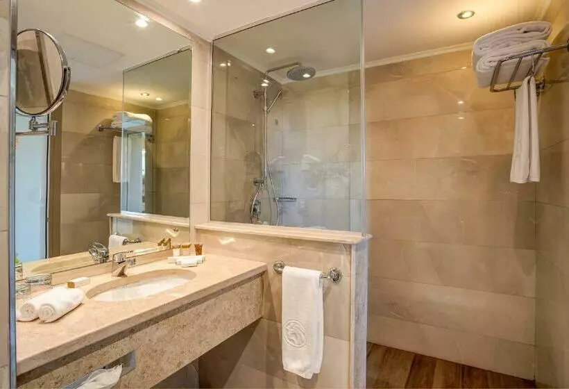 اتاق استاندارد با چشم‌انداز باغ, Cleopatra Luxury Resort Makadi Bay