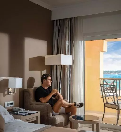 اتاق پرمیوم, Cleopatra Luxury Resort Makadi Bay