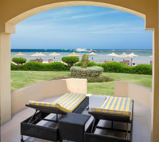 سوییت جونیور با چشم‌انداز دریا, Cleopatra Luxury Resort Makadi Bay