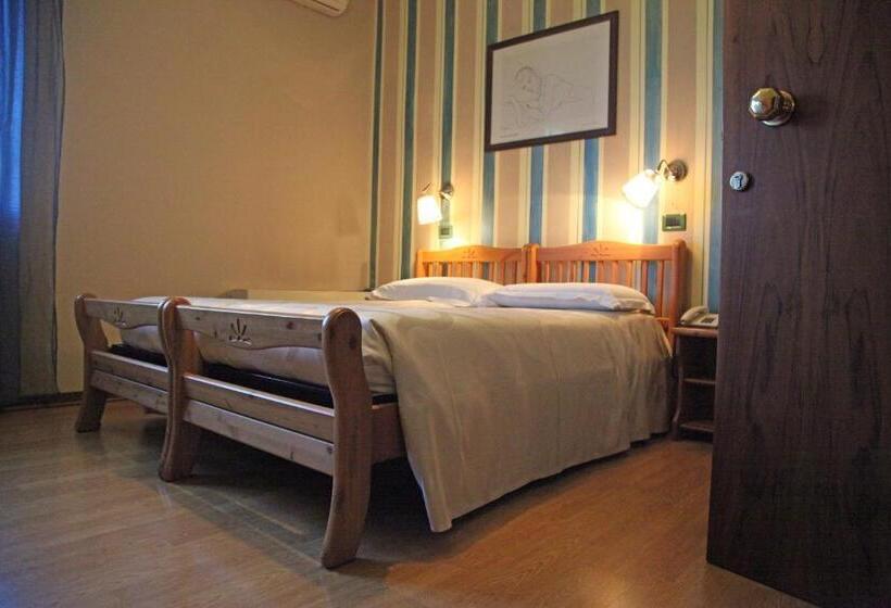 غرفة قياسية, Country Hotel Al Gallo