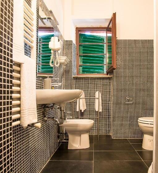 اتاق استاندارد چهار تخته, B&b Villa Regina