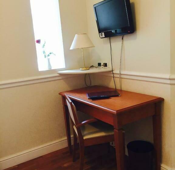 חדר סטנדרט, Claila