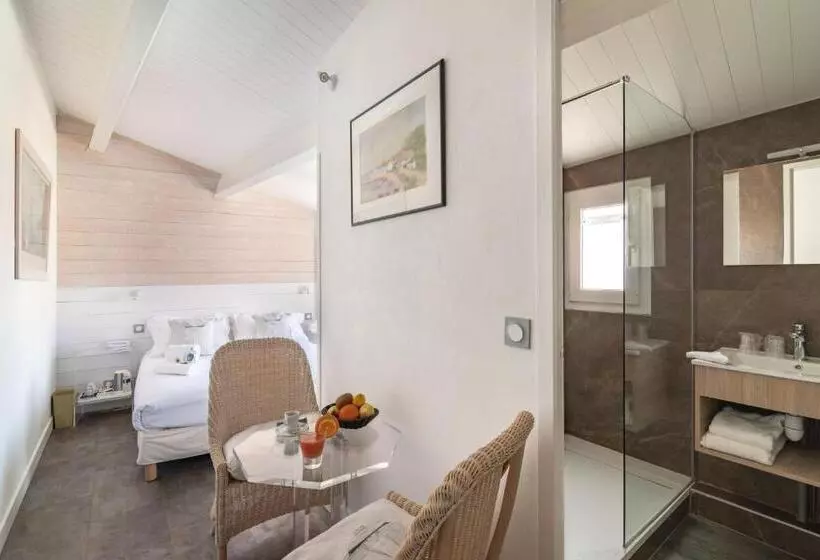 اتاق استاندارد با چشمانداز دریا, Le Clos Du Galion Ile De Ré