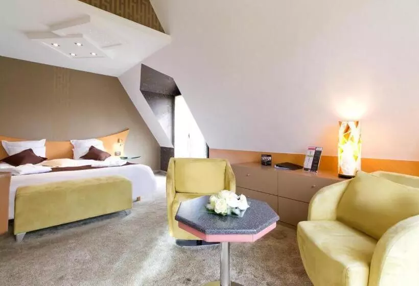スーペリアースイート, Le Domaine Des Chevaliers De Malte