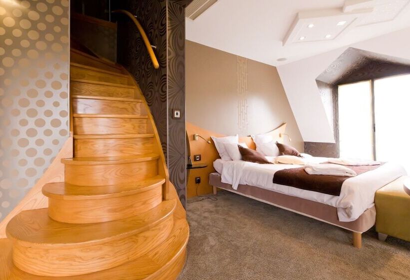 スーペリアースイート, Le Domaine Des Chevaliers De Malte