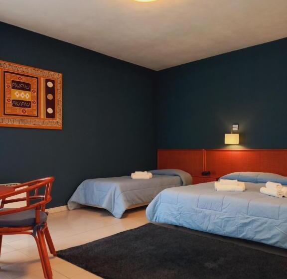 اتاق لوکس سه تخته, River Park