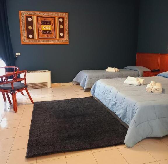 اتاق لوکس سه تخته, River Park