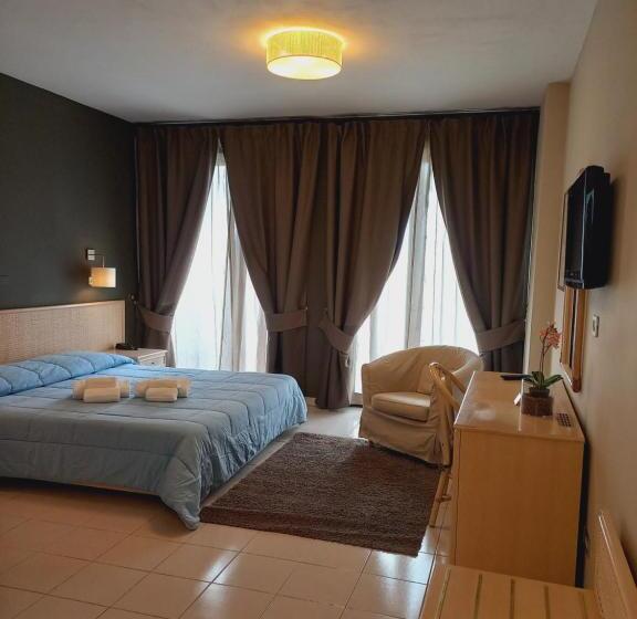 اتاق لوکس, River Park