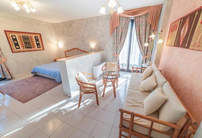 Family Suite, River Park