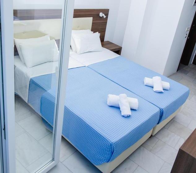 Chambre Standard Vue Ville, Santorini