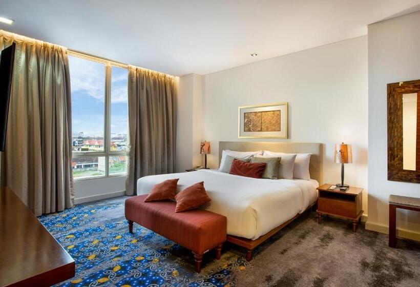 스위트, Jambuluwuk Malioboro Hotel Yogyakarta