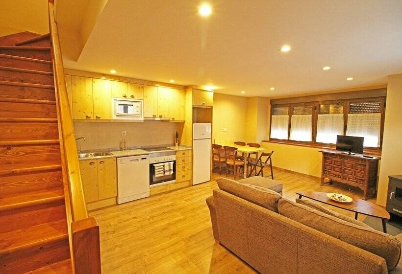 Апартаменты Comfort 2 Спальни, Apartamentos Mont Romies Plaza