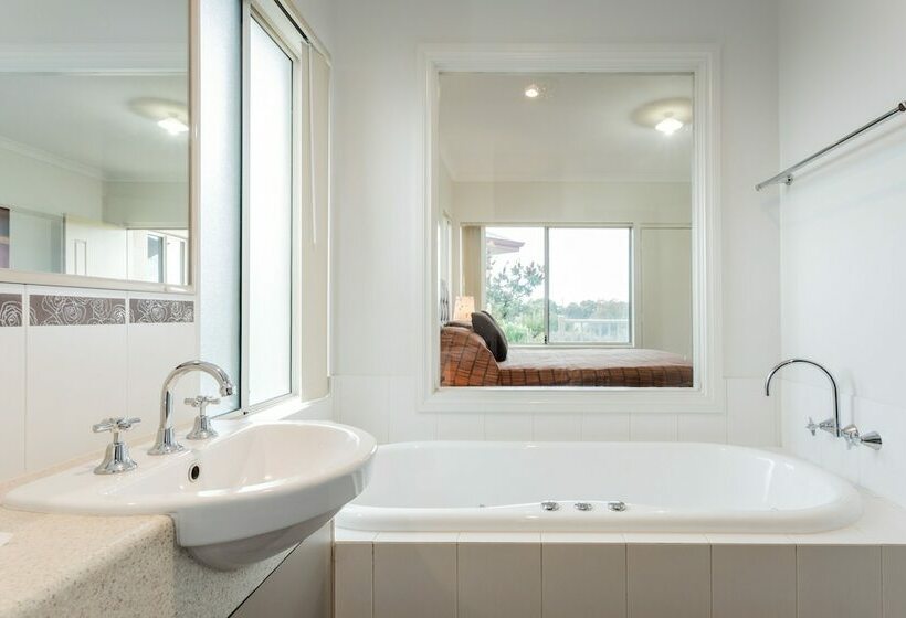 Дом 2 Спальни, Cosy Corner By The Bnb Collection