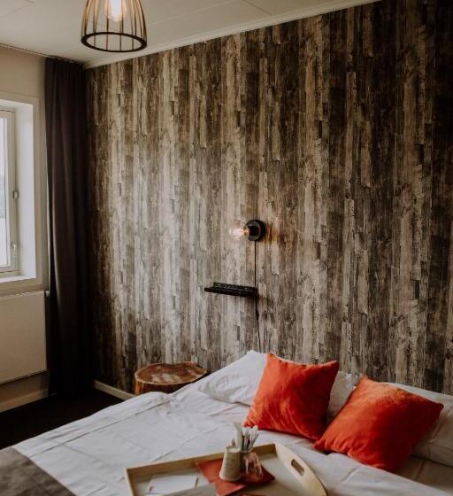 Номер Стандарт, Bakkalandet