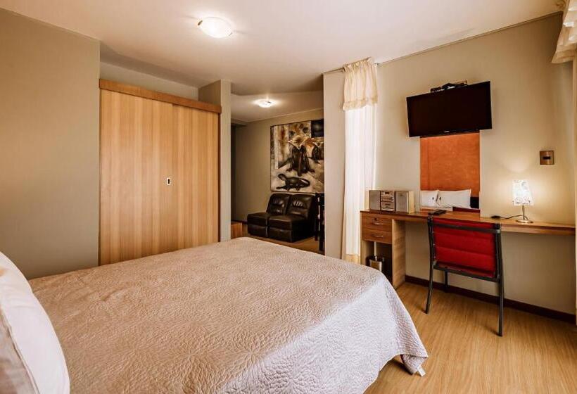 اتاق لوکس, Casa De La Luna