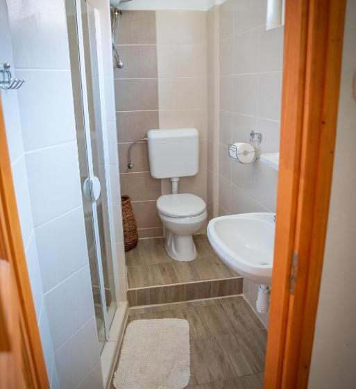 דירת חדר, Zempléni Szálláshely