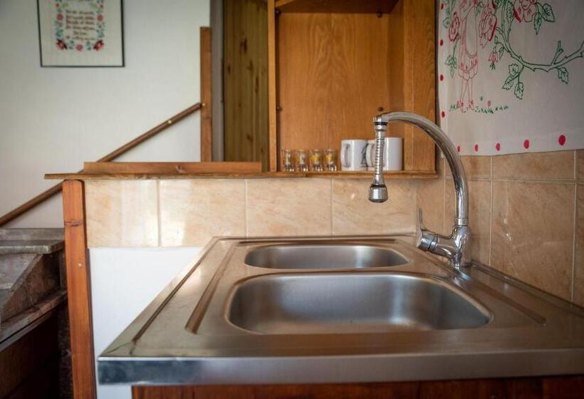 דירת חדר עם טרסה, Zempléni Szálláshely