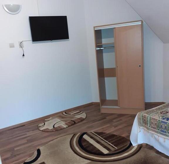 Номер Deluxe, Pensiunea Irina 3