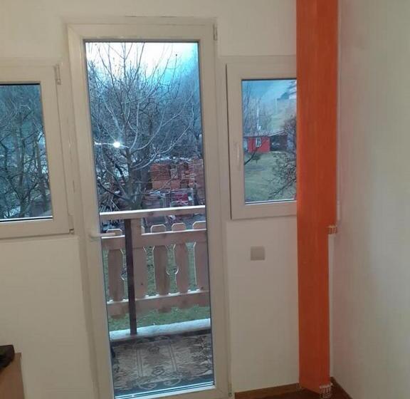 Номер Deluxe, Pensiunea Irina 3