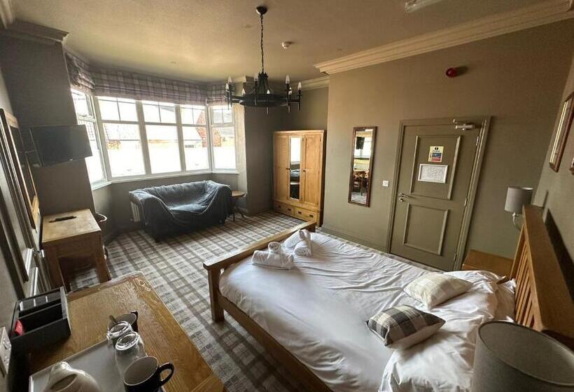 غرفة ديلوكس سرير كينج, The Gamebird Beverley