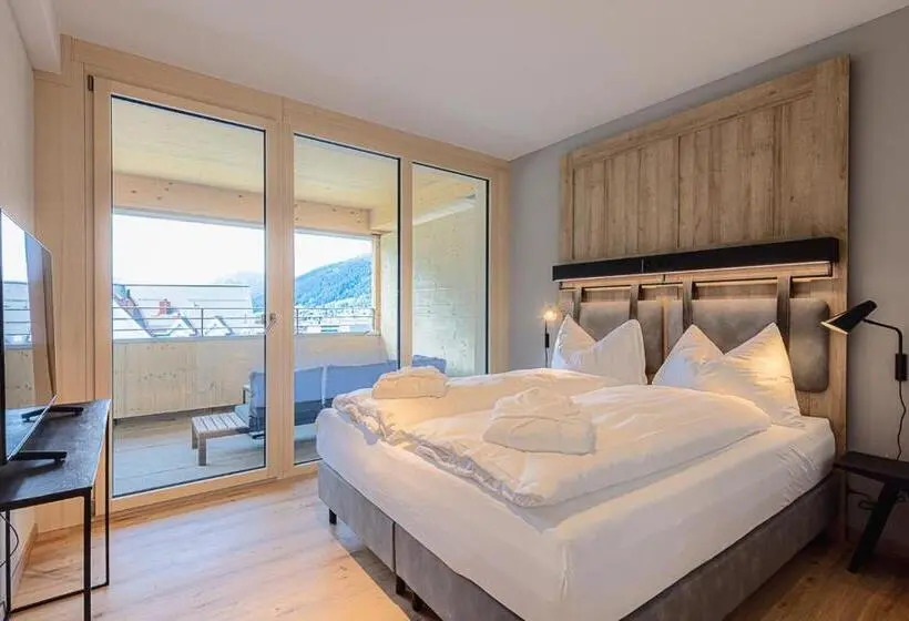 ジュニアスイート, Alpine Inn Davos