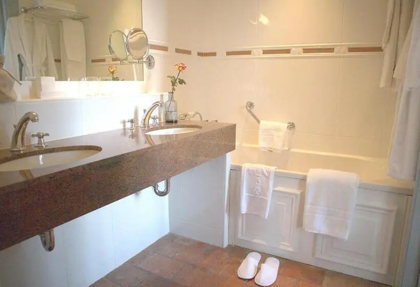 デラックススイート, Chambres D Hôtes Relais Mira Peis