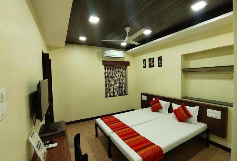 Pokój Ekonomiczny, Bakul