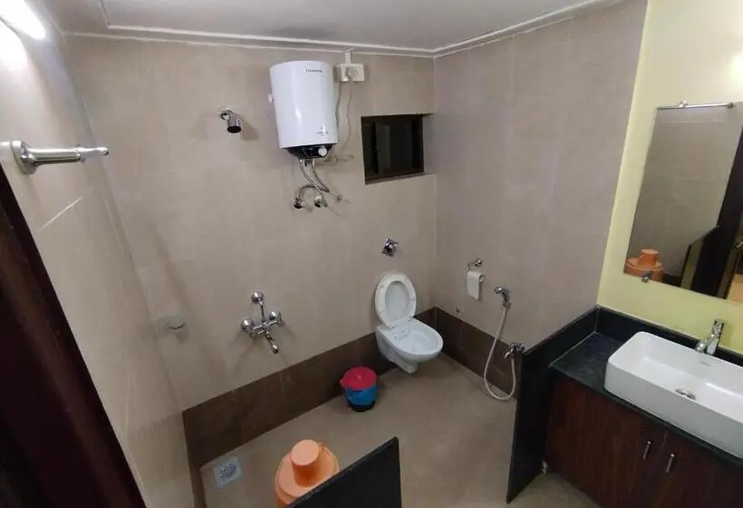 Deluxe Kolmen Hengen Huone, Bakul
