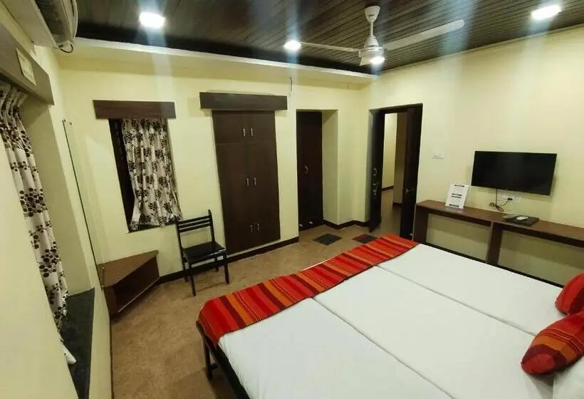 Deluxe Kolmen Hengen Huone, Bakul