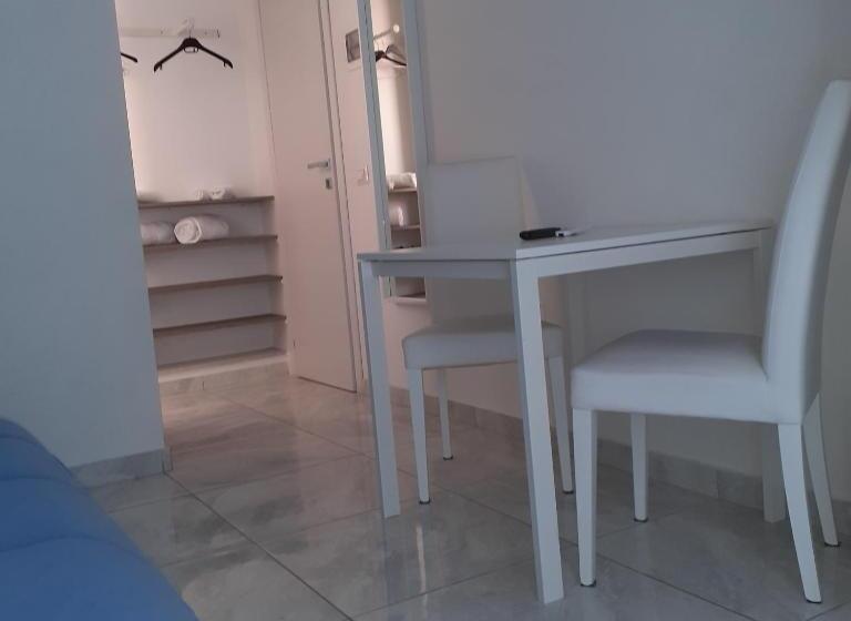 اتاق استاندارد سه نفره, Sweet Suite Margherita B&b