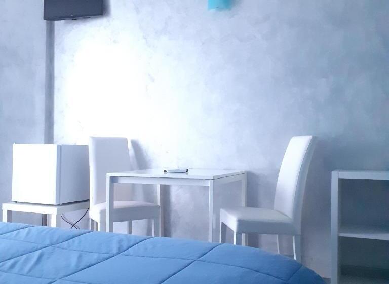 اتاق لوکس چهار تخته, Sweet Suite Margherita B&b