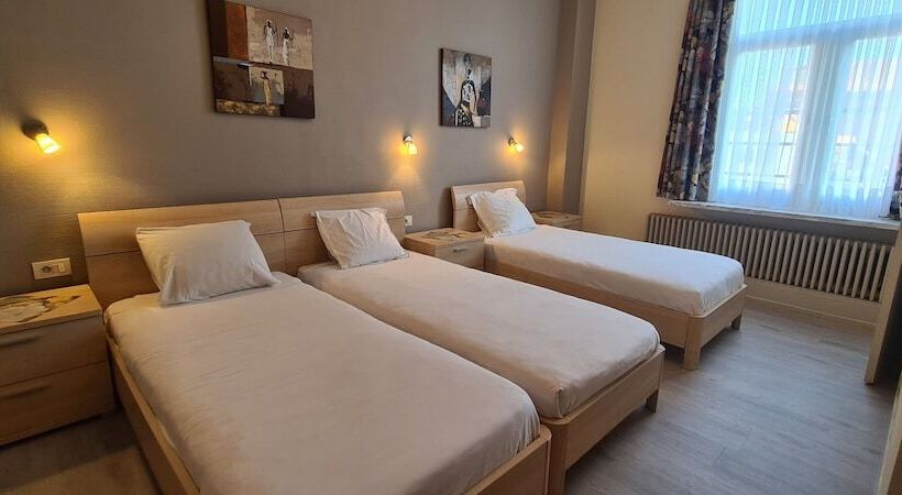 Номер Стандарт Трехместный, Alliance Hotel Ieper Centrum