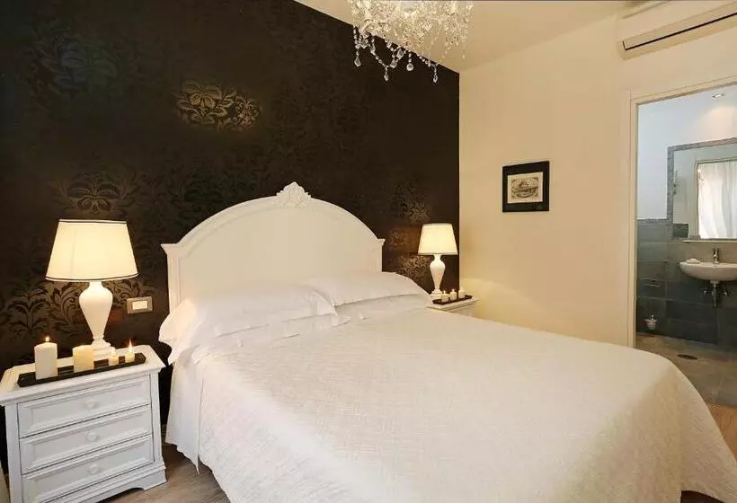 سوییت جونیور, Daplace   Hqh Colosseo