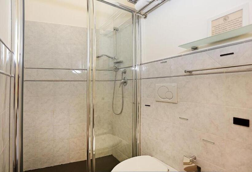 エコノミールーム, Daplace   Hqh Colosseo