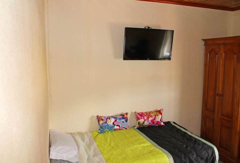 اتاق استاندارد سه نفره, Residencia Vale Formoso