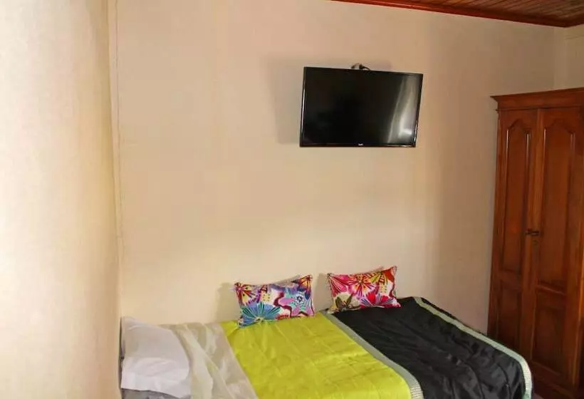 اتاق استاندارد سه نفره, Residencia Vale Formoso