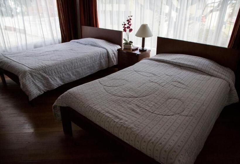 Номер Стандарт, Hostal Bogotá Real