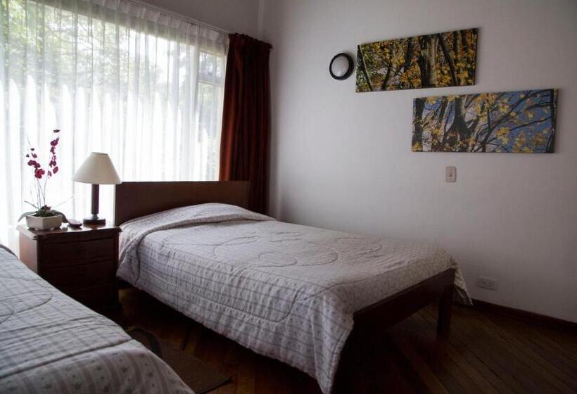 غرفة قياسية, Hostal Bogotá Real
