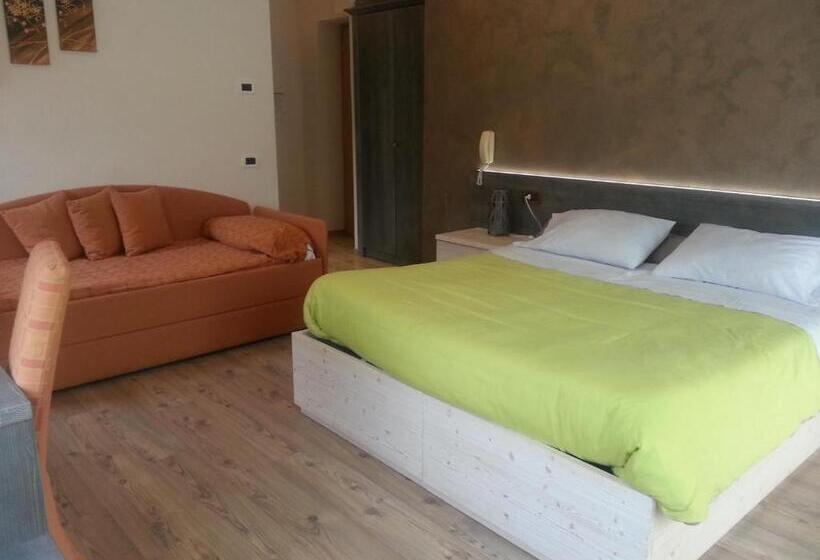 スタンダード4人部屋, Al Sole