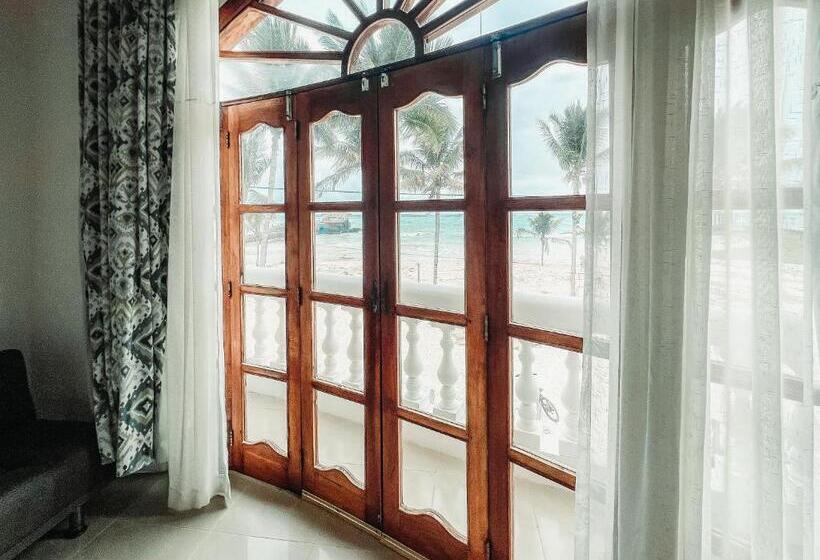 اتاق استاندارد با چشمانداز دریا, Albemarle