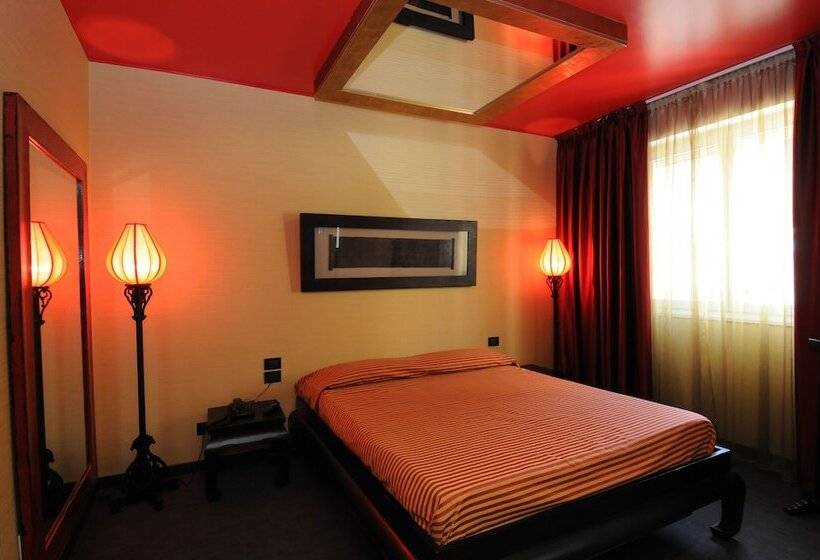스탠다드 트리플 룸, Albergo Fornaci