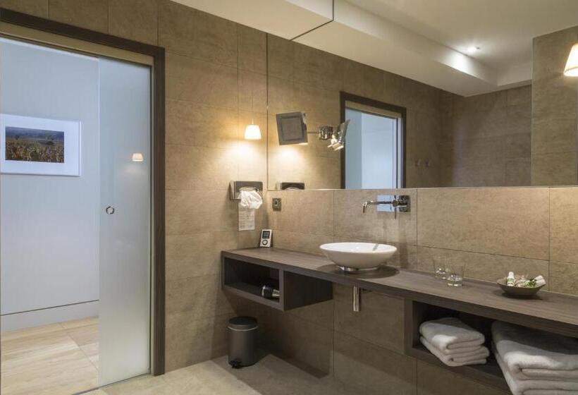 デラックスルーム, Auberge De Clochemerle, Spa Privatif & Restaurant Gastronomique