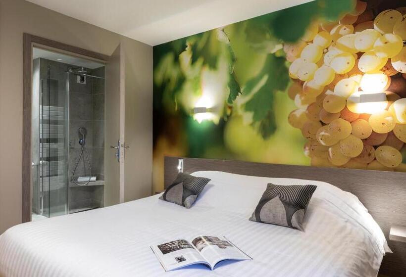 Номер Deluxe, Auberge De Clochemerle, Spa Privatif & Restaurant Gastronomique