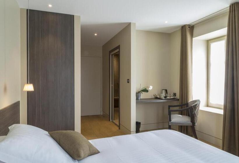 ファミリースイートの２ベッドルーム, Auberge De Clochemerle, Spa Privatif & Restaurant Gastronomique