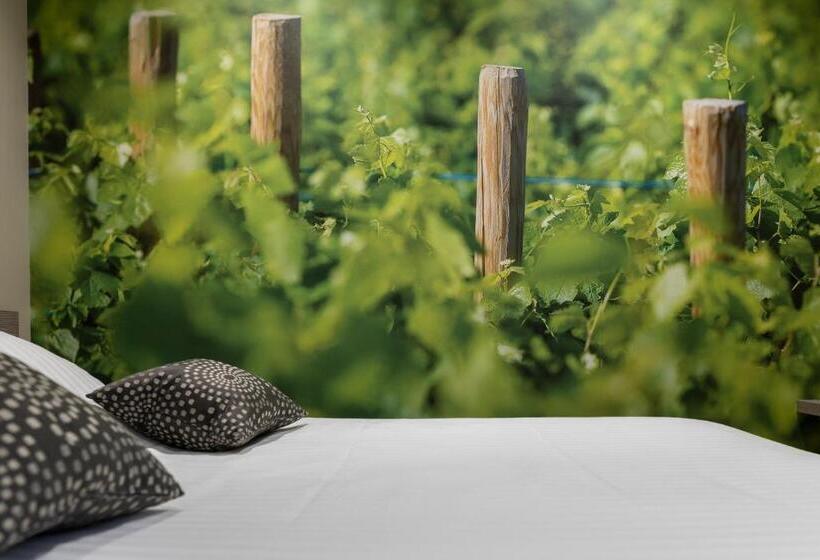 スーペリアールーム, Auberge De Clochemerle, Spa Privatif & Restaurant Gastronomique