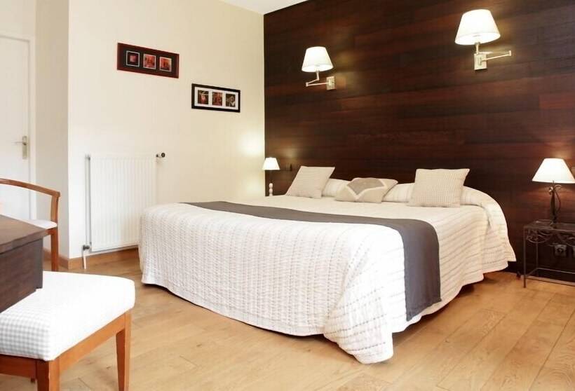 اتاق سوپریور, De Compostelle