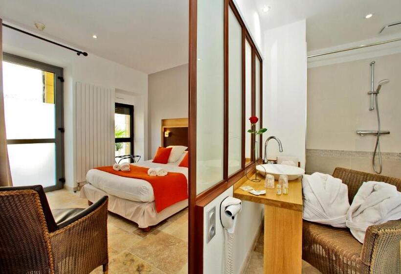 اتاق استاندارد, De Compostelle