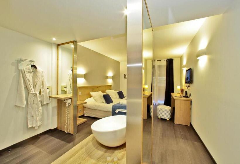 اتاق سوپریور, De Compostelle